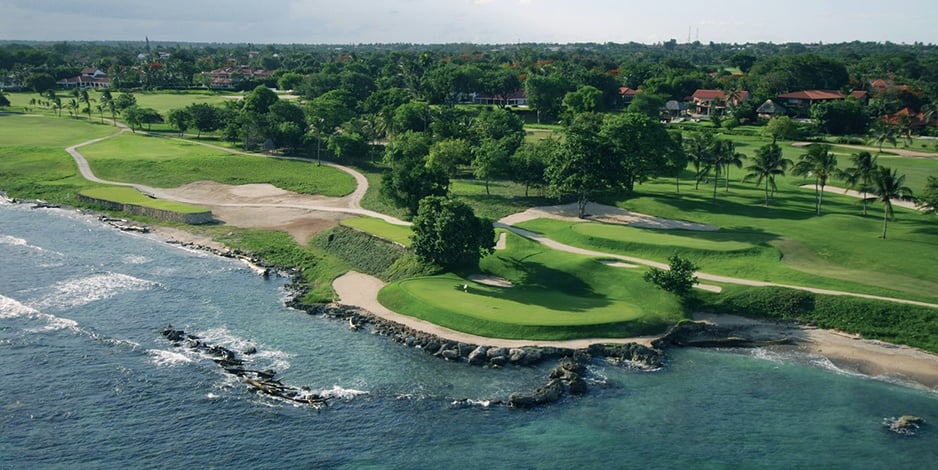 https://www.cheapcaribbean.com/siteassets/content/images/destinations/dominican-republic/la-romana/general/legacy-site/Destination-LaRomana-Banner-GolfCourse.jpg