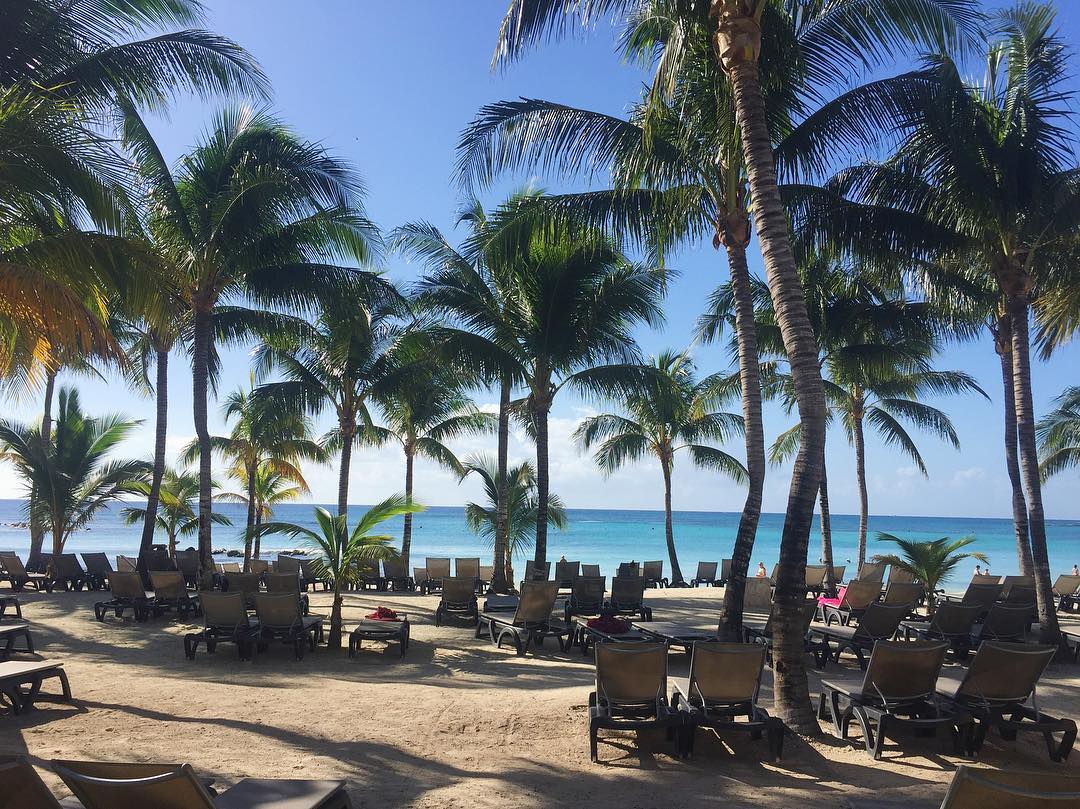 Barcelo Maya Palace beach
