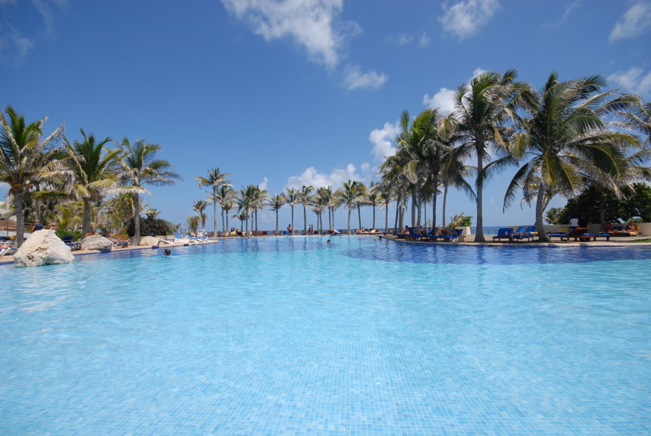 Pool, Grand Oasis Cancun, Mexico