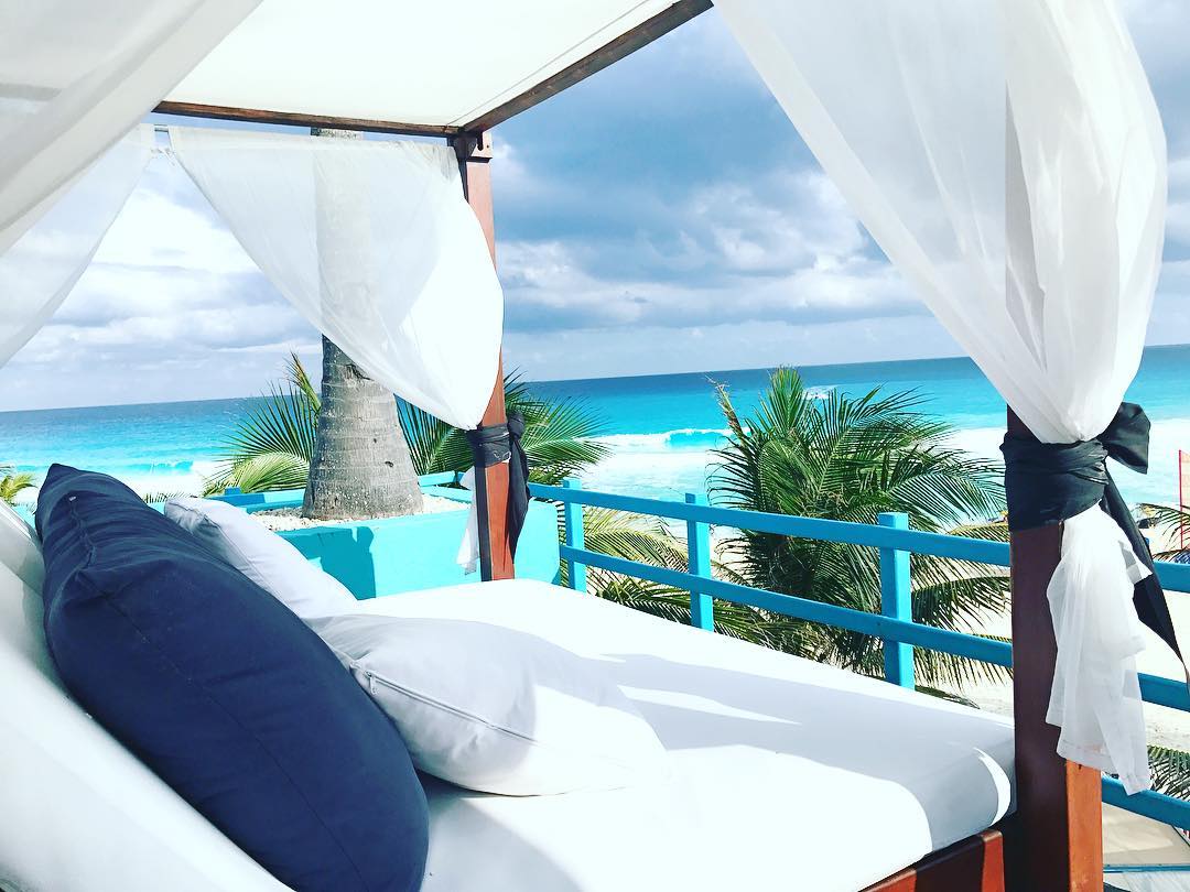 Cabana, The Pyramid at Grand Oasis, Cancun, Mexico.