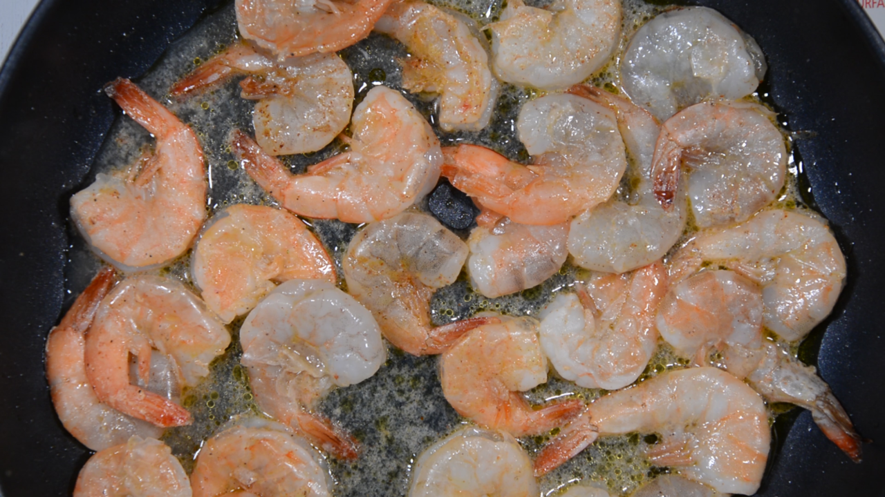 Cooked shrimp in a pan